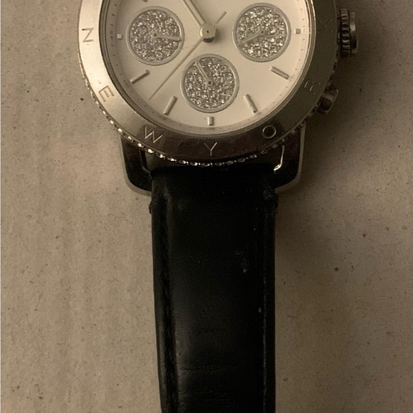 Coach Women’s Watch - Picture 4 of 7